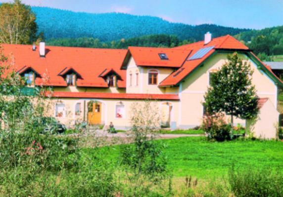 Biohof Hobarth Villa Sankt Martin  ภายนอก รูปภาพ
